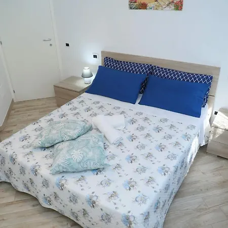 Apartment Lovely